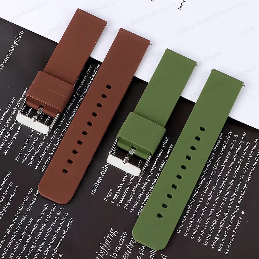 Silicone straps in brown and green for Samsung Galaxy Watch, versatile accessory for style and comfort.
