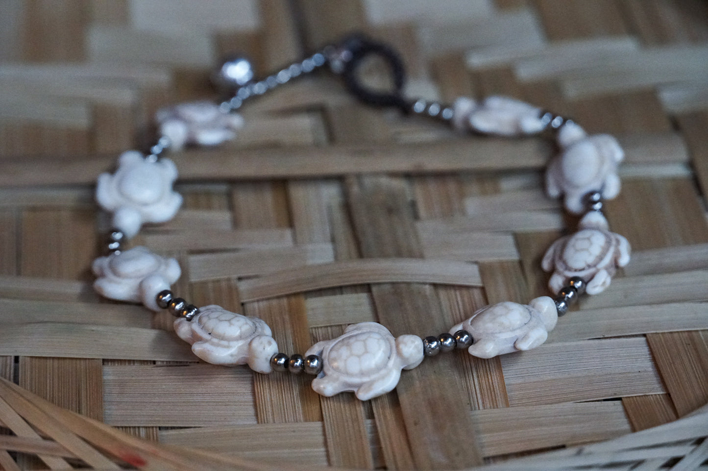 White Turtle Boho Silver Anklet Adjustable Beach Bracelet by Tan Smokey