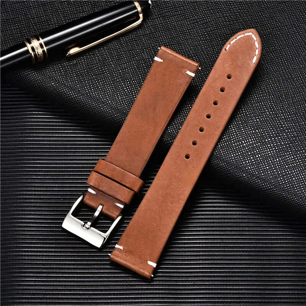 Suunto Minimal Leather Band with Accent Stitches - Brown leather with accent stitches