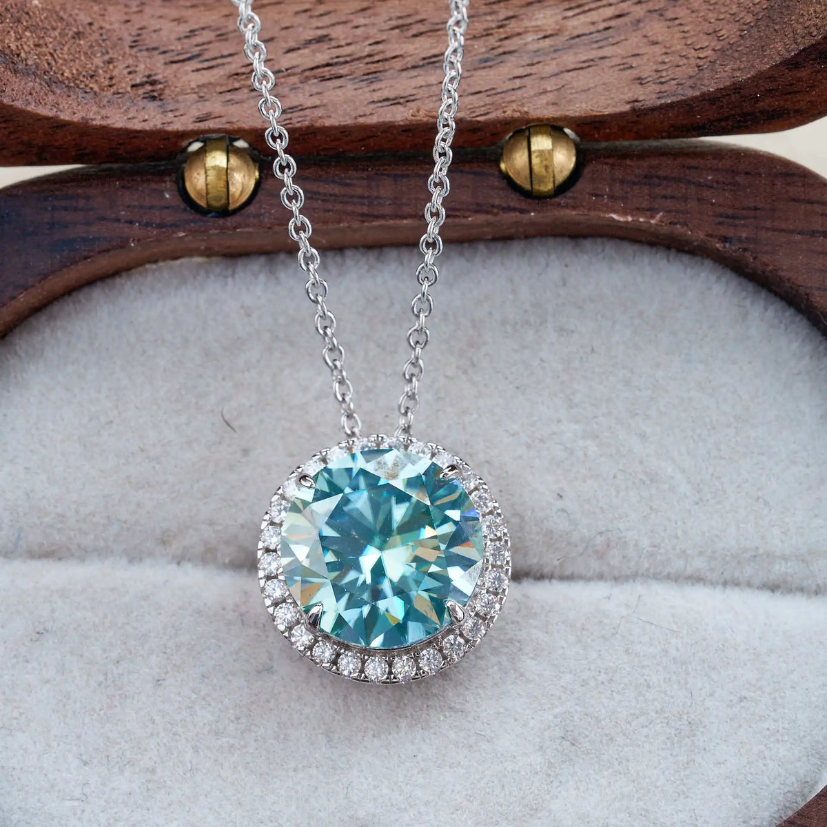 Statement Halo Moissanite Necklace, Earrings & Ring Set - Blue halo pendant close-up