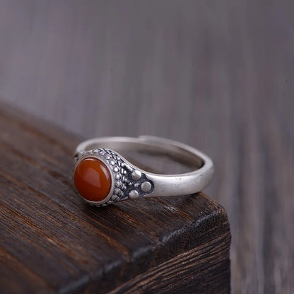 Carnelian oval ring, side view