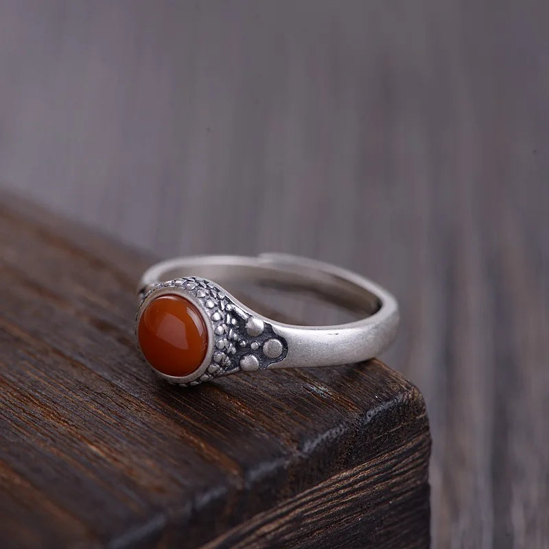 Carnelian oval ring, side view
