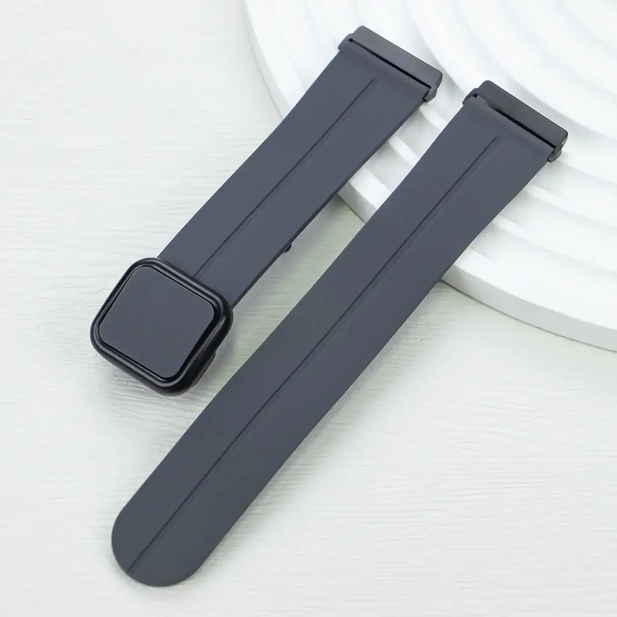 Fitbit Versa & Sense Square-Clasp Magnetic Silicone Band - Dark Gray