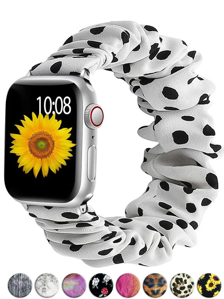 Black-spotted white scrunchie band with pattern swatch previews for Apple Watch