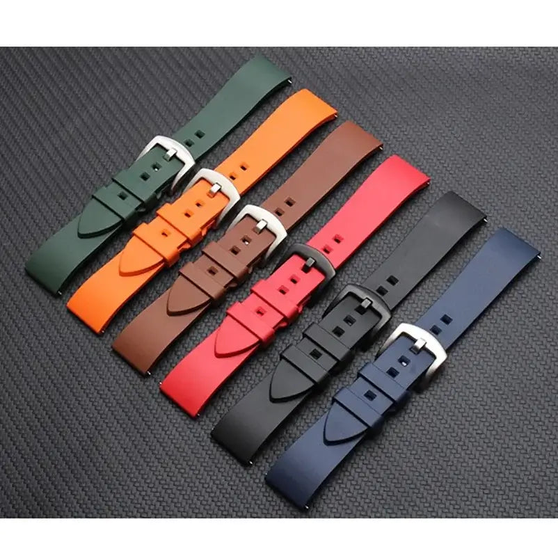 Smooth silicone straps in several colors