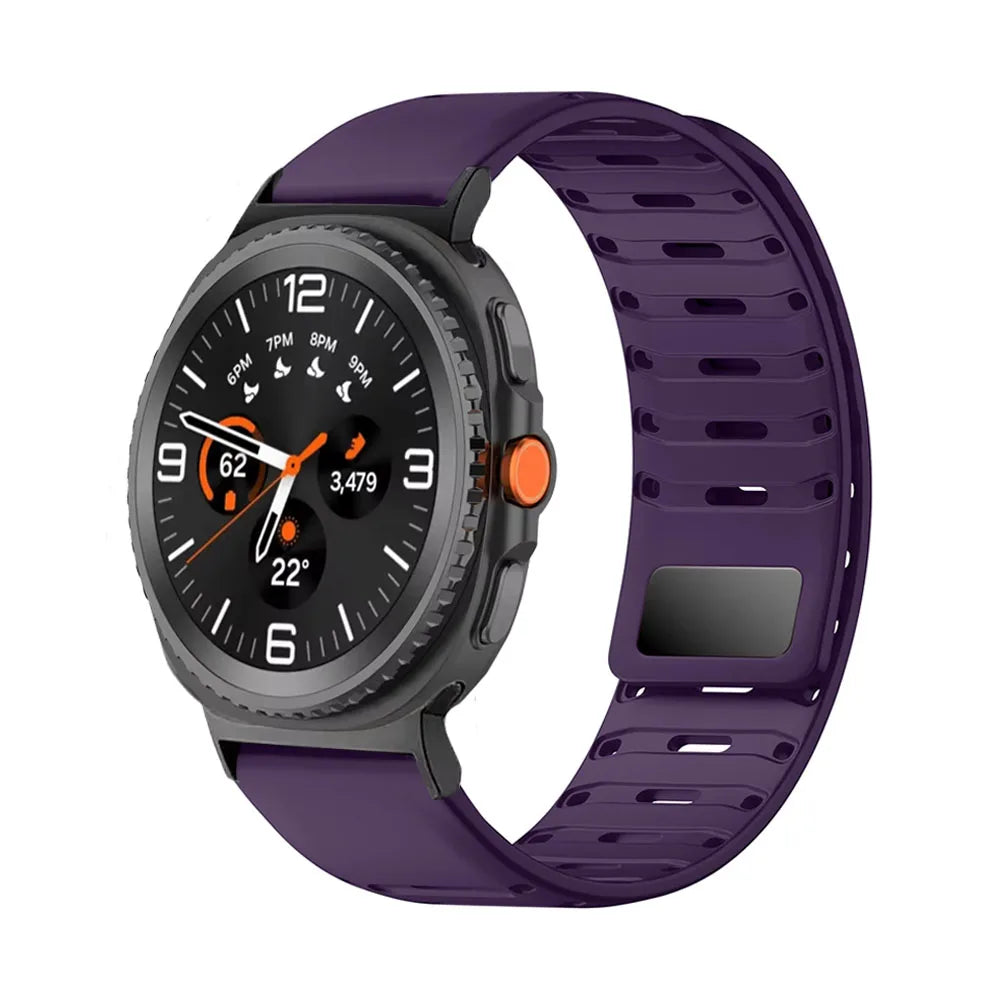 Samsung Galaxy Silicone Watch Band - Magnetic Watch8/Watch8 Classic/Watch9/Ultra/Ultra2 in plum purple with secure closure.