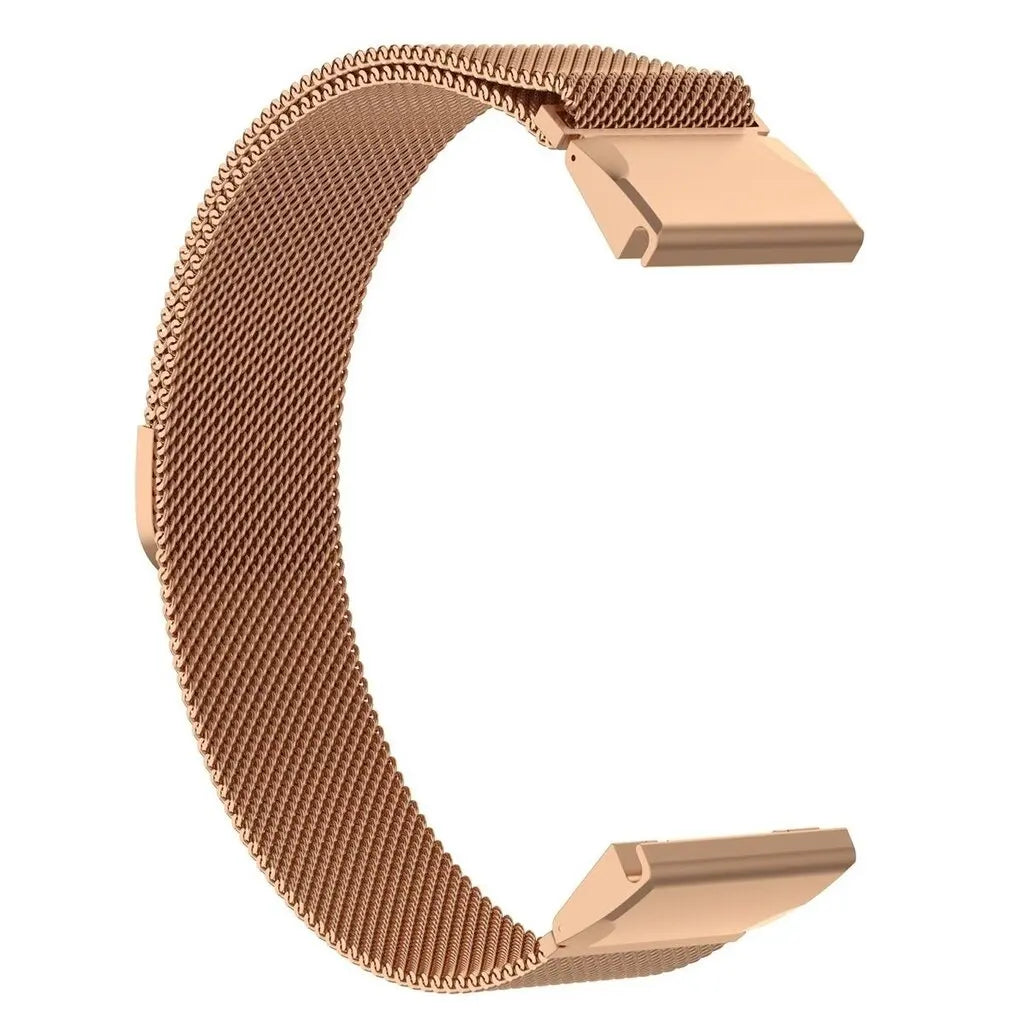 Garmin Metal Milanese Band in rose gold, stylish magnetic replacement strap for smartwatches, offers comfort and flexibility.
