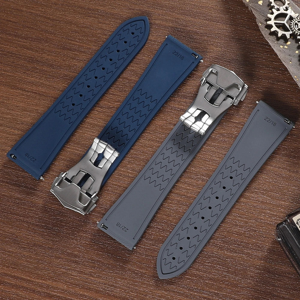 Garmin Sailcloth-Texture FKM Rubber Band in navy and gray with folding clasps