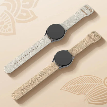 Garmin Engraved Mandala Silicone Band in white and camel