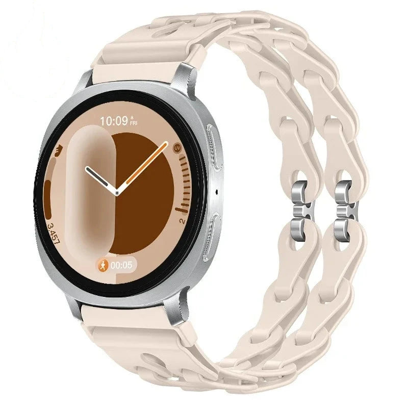 Samsung Galaxy Silicone Chain Watch Band – Watch8/Watch8 Classic/Watch9/Ultra/Ultra2 Multi in starlight color on smartwatch.