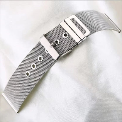 Milanese Mesh Buckle Band — buckle close-up