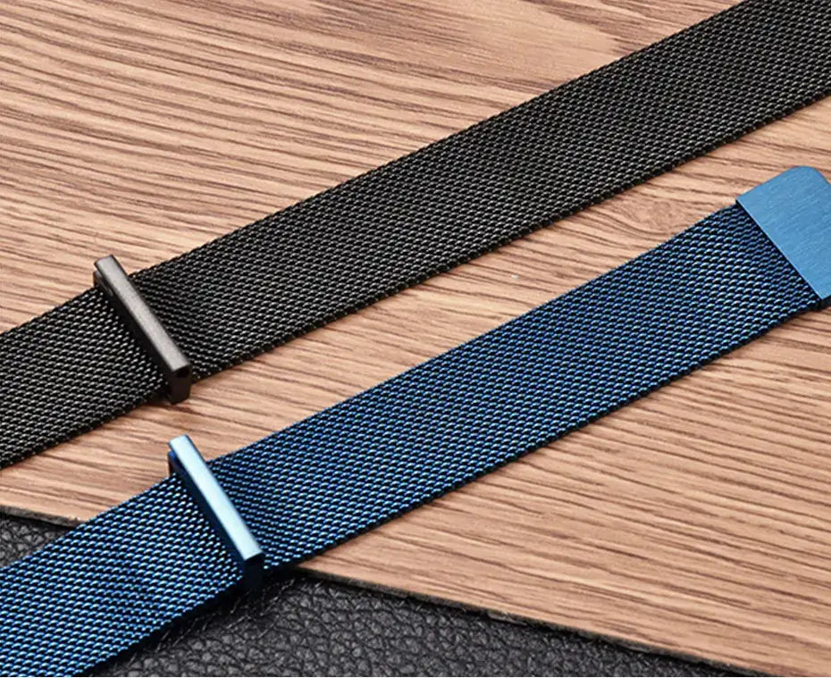 Black and blue mesh strap detail for compatible Huawei watches