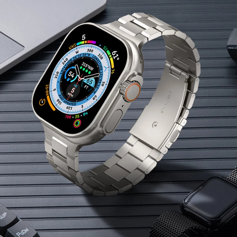 Silver three-link bracelet shown on a watch for Apple Watch