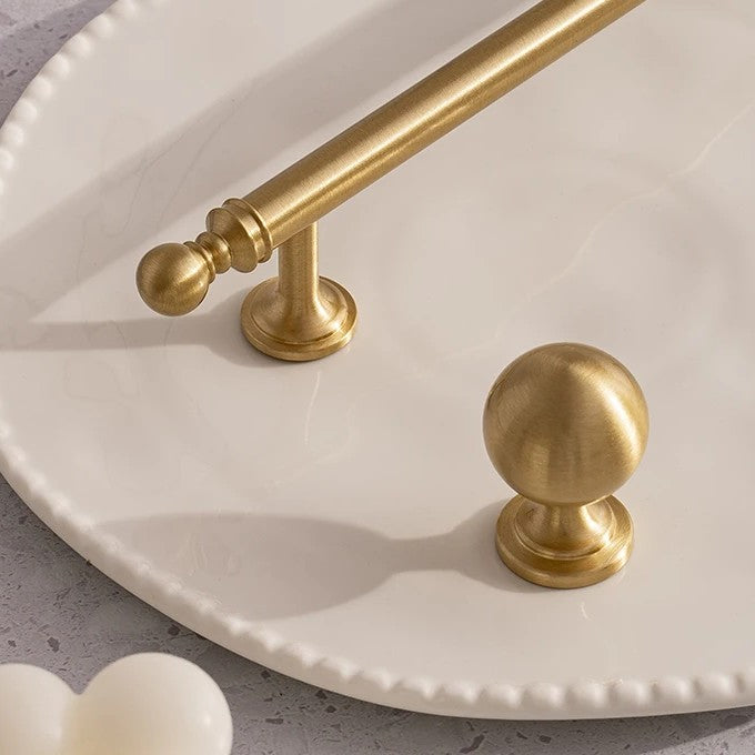 Classic ball solid brass cabinet knob in brushed brass