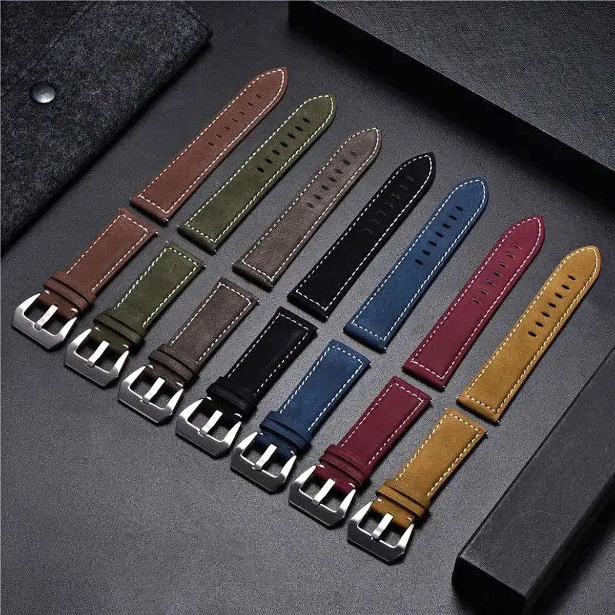 Slim leather straps in several colors for compatible Huawei watches