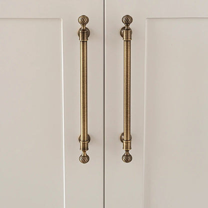 Ribbed solid brass cabinet pull in antique brass