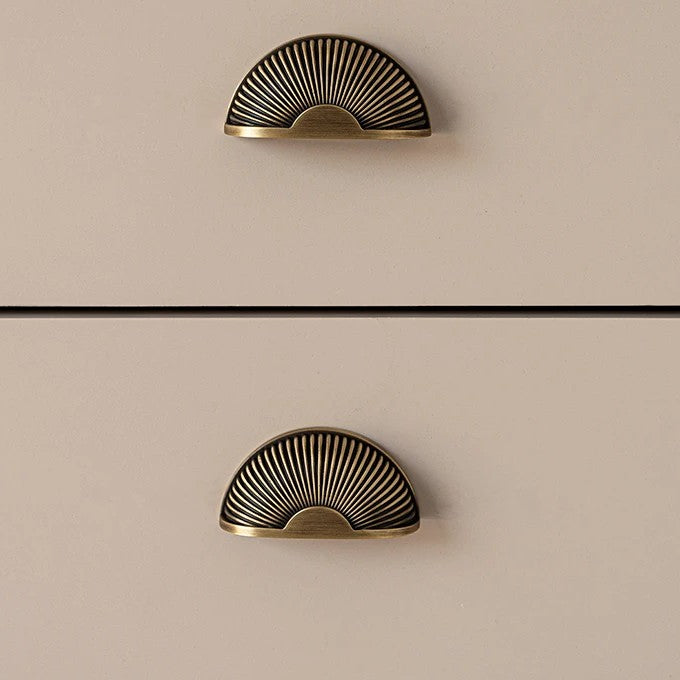 Ribbed scallop shell solid brass cup pull in antique brass